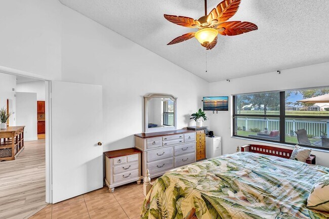 Building Photo - 8099 Cassia Dr