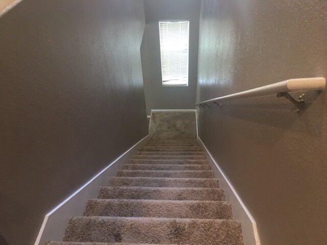 Building Photo - 10221 Delray Beach Ave