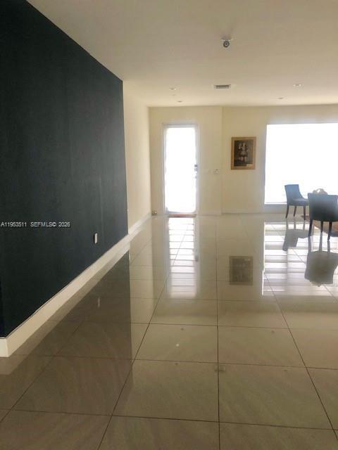 Building Photo - 6316 NW 105th Pl