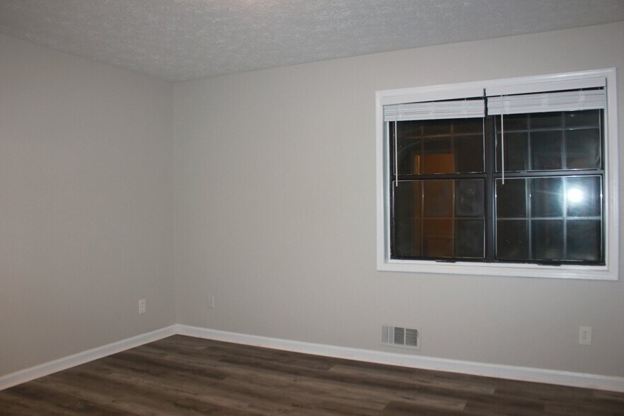Building Photo - 4237 Dejohns Way