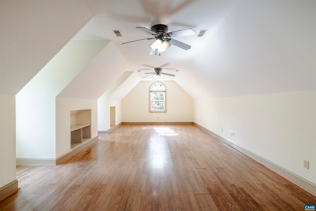 Building Photo - 3125 Beau Mont Farm Rd
