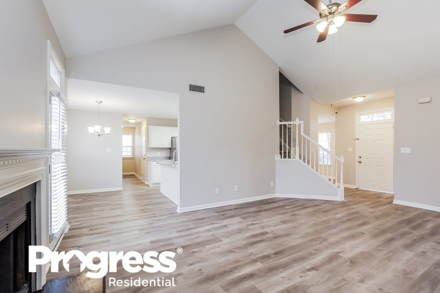 Building Photo - 6213 Spanish Moss Ln