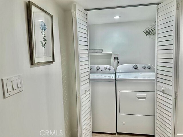 Building Photo - 2506 Zorada Dr