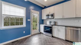Building Photo - 5587 Stonecroft Ln