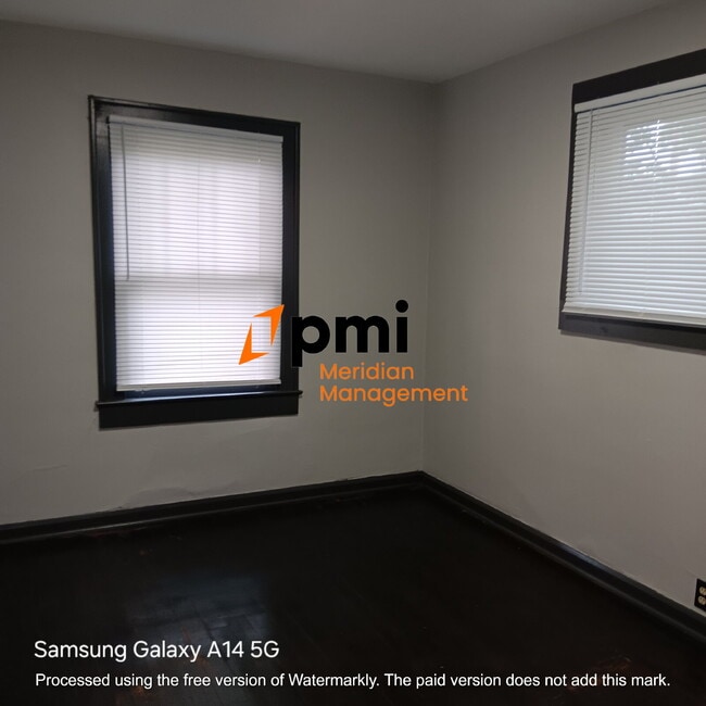 Building Photo - 1619 S Randolph St