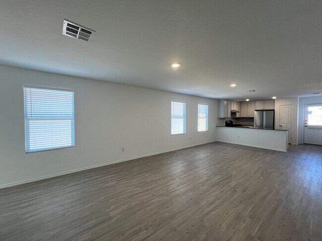 Building Photo - Charming 3/2 Home in Navarro Ranch