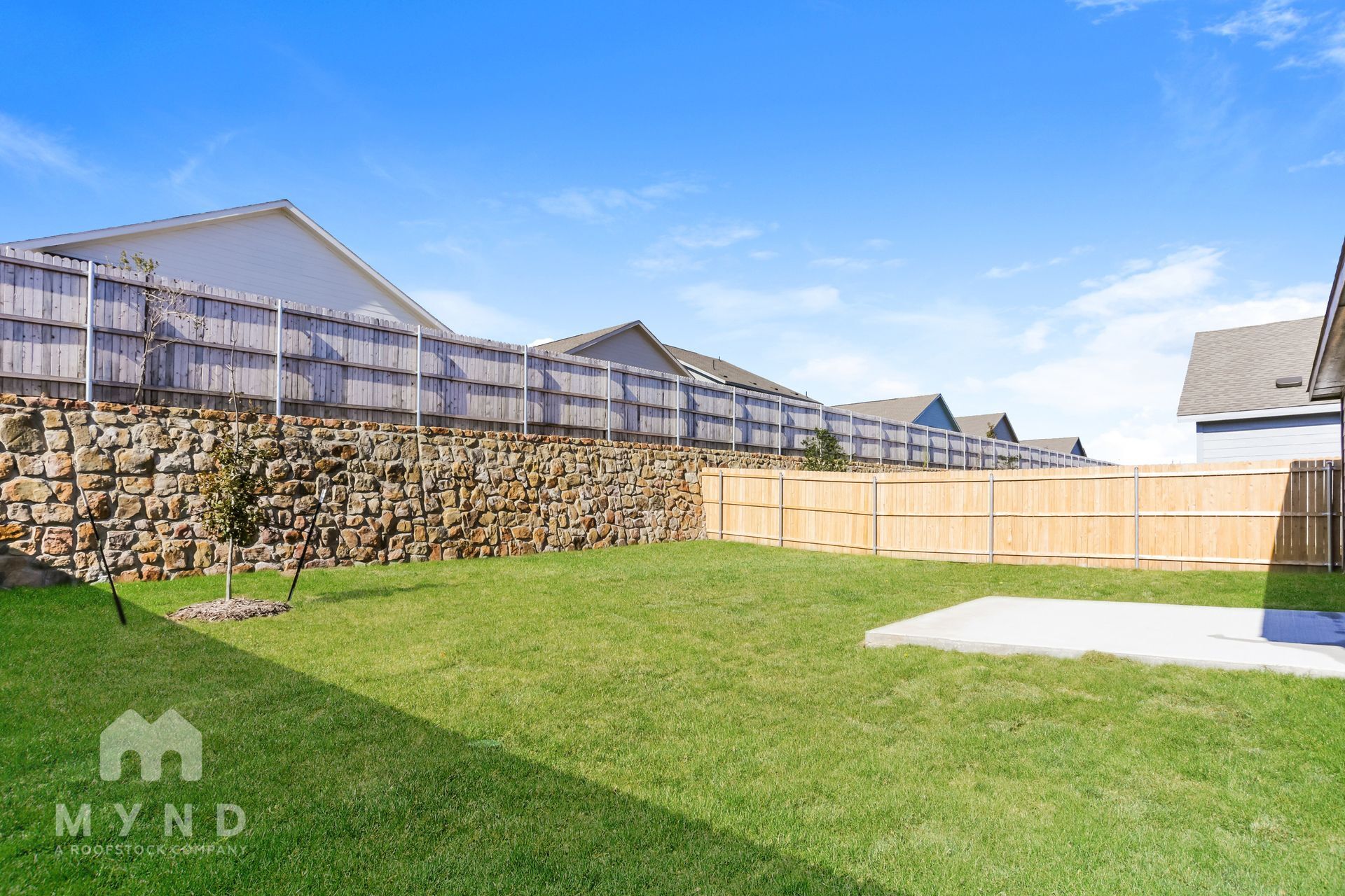 Building Photo - 2732 Ctr Crk Ln