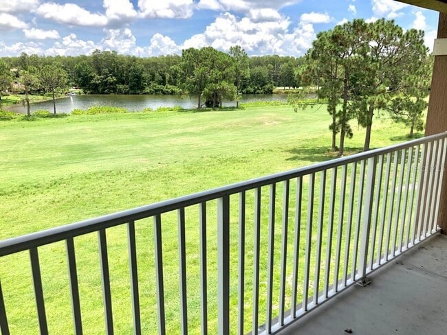 Building Photo - 14037 Fairway Island Dr