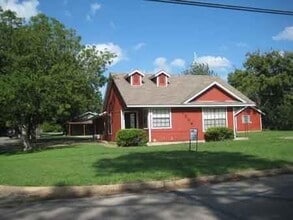 Building Photo - 1508 N Preston St