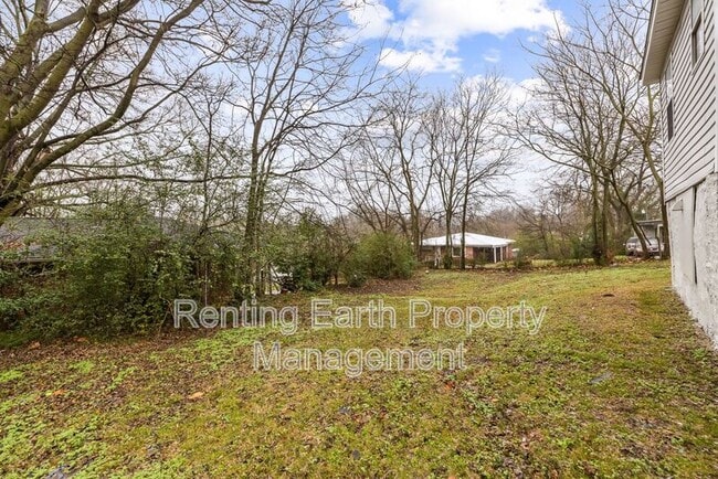 Building Photo - 5722 Terrace Ave