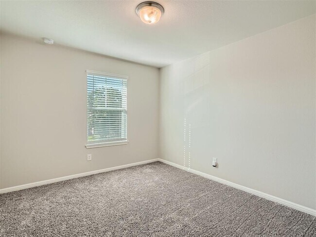 Building Photo - 1416 Deering Run