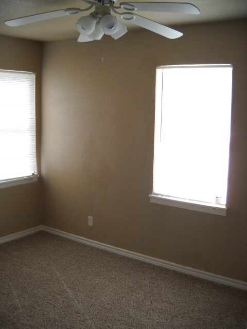 Building Photo - 5290 Pueblo