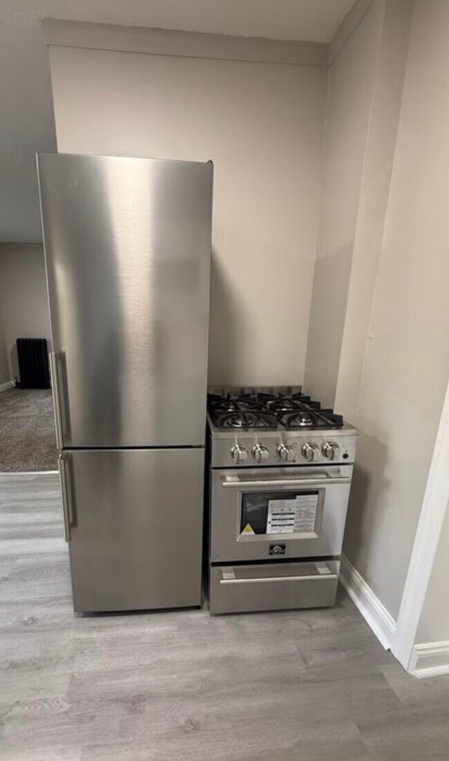 Building Photo - 2534 Noble Rd