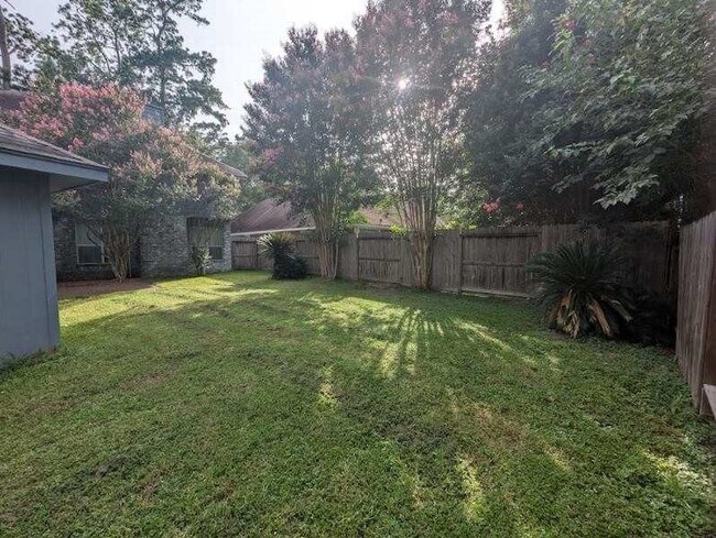 Building Photo - 16002 Cutten Rd