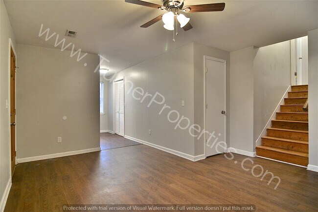 Building Photo - 4000 Williamsburg Dr, Columbia, SC 29203