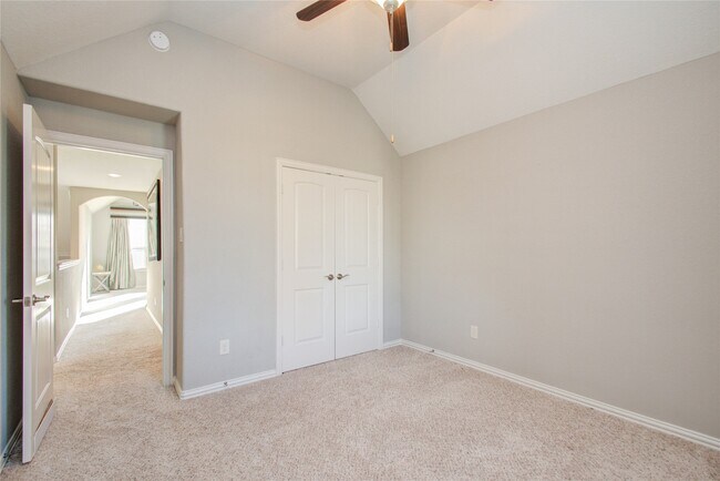 Building Photo - 13123 Hazelwood Hollow Dr