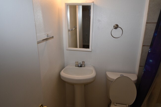 Building Photo - 1133 Valley Manor Ct
