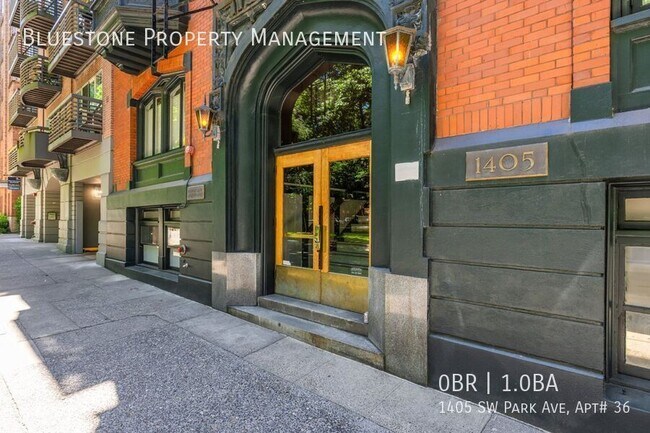 Building Photo - 1405 SW Park Ave