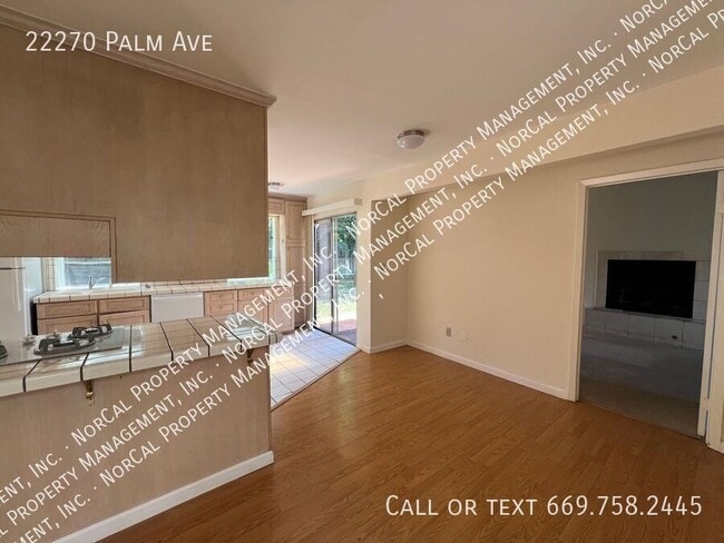 Building Photo - 22270 Palm Ave
