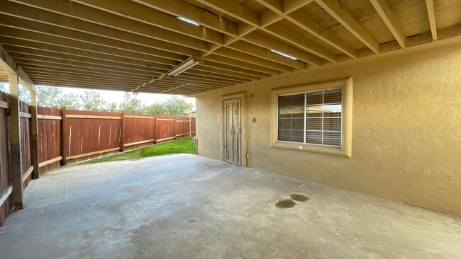 Building Photo - 81406 S Palo Verde Dr