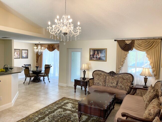 Building Photo - 35 Postman Ln