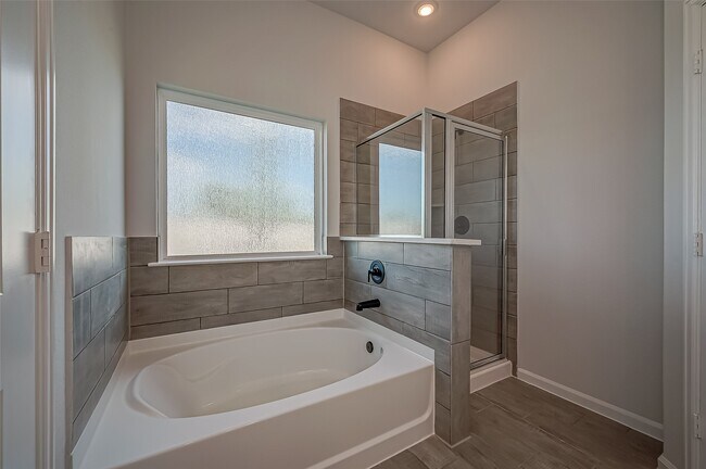 Building Photo - 12934 California Palm Ct