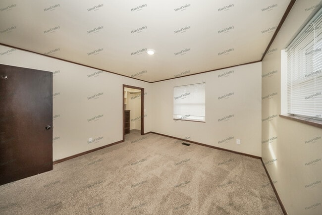 Building Photo - 3225 NW 35th Pl