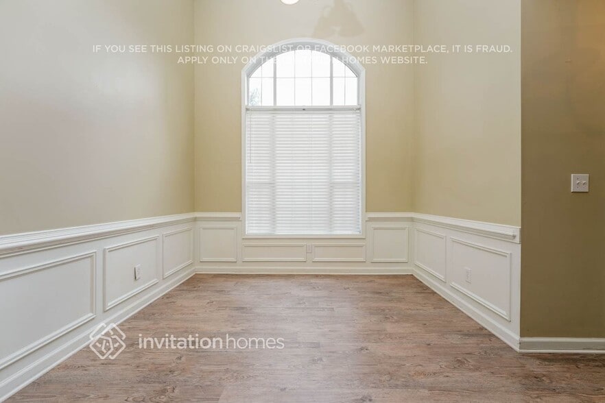 Building Photo - 820 Cambridge Creek Dr SW