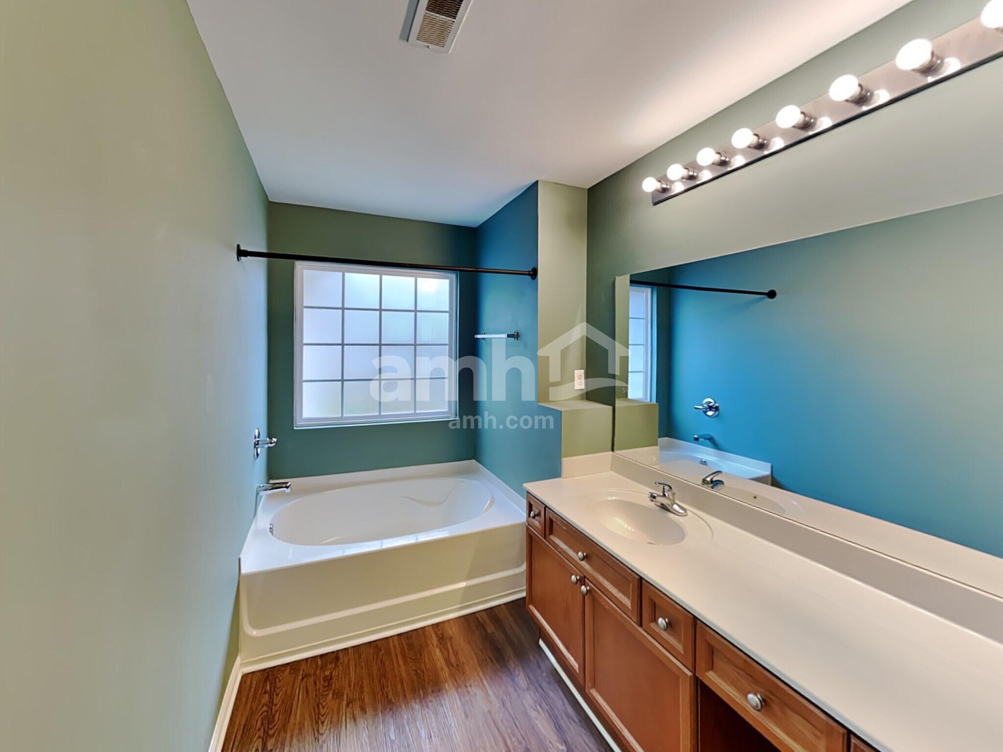 Building Photo - 1107 Stafford Dr