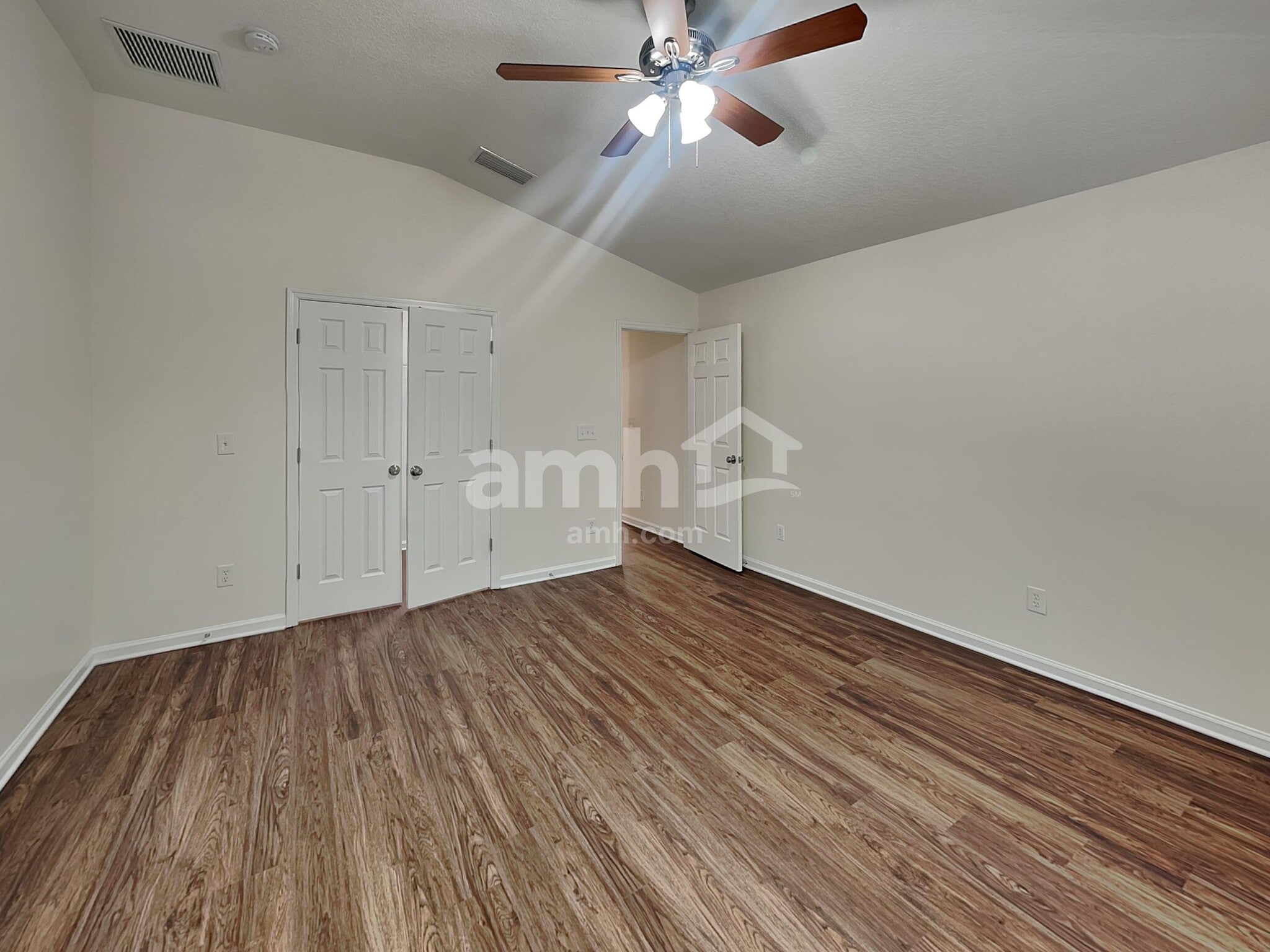 Building Photo - 1020 Beckingham Dr