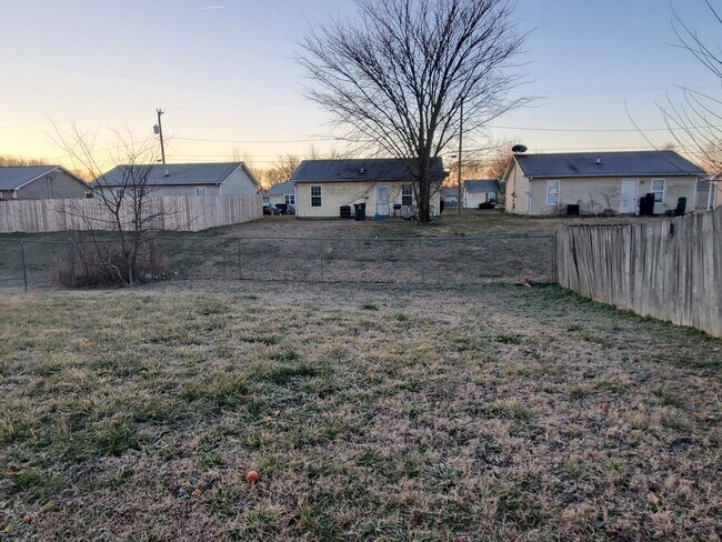 Building Photo - A Ranch So Sweet, It Can’t Be Beat!
