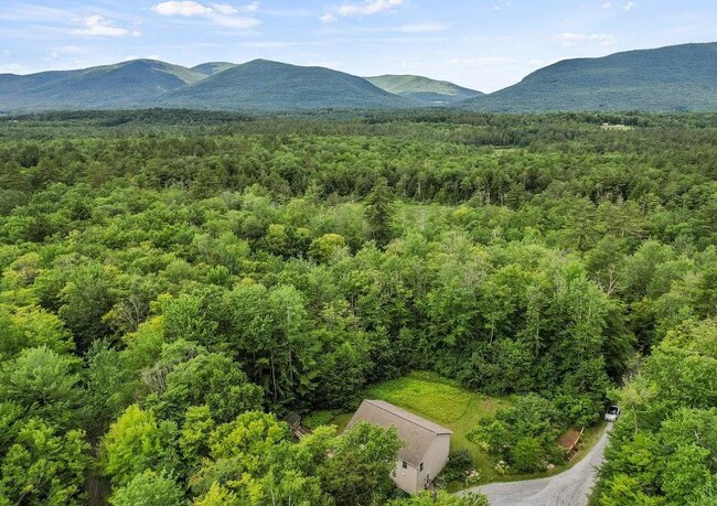 Building Photo - 1180 N Rd