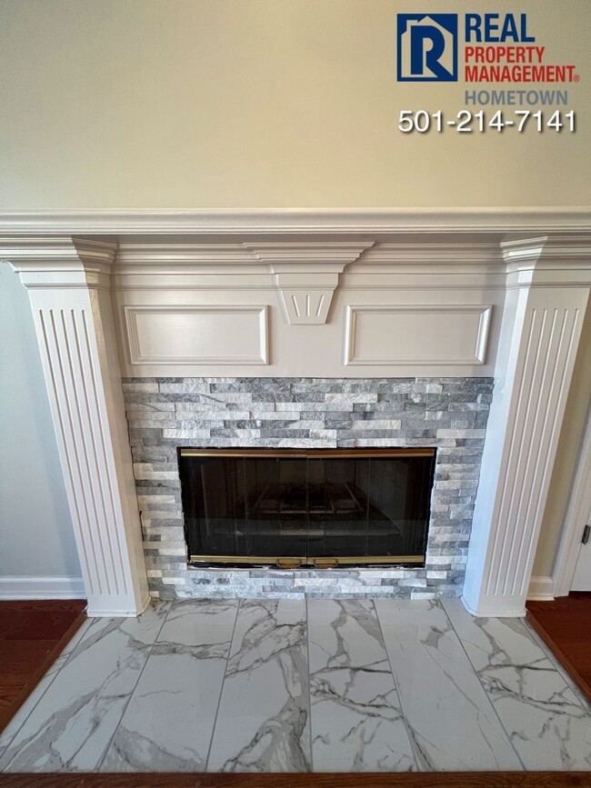 Building Photo - 198 Deauville Dr