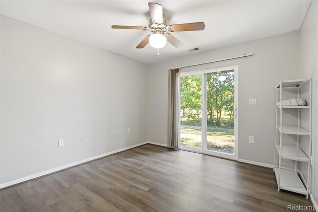 Building Photo - 25736 Lira Ln