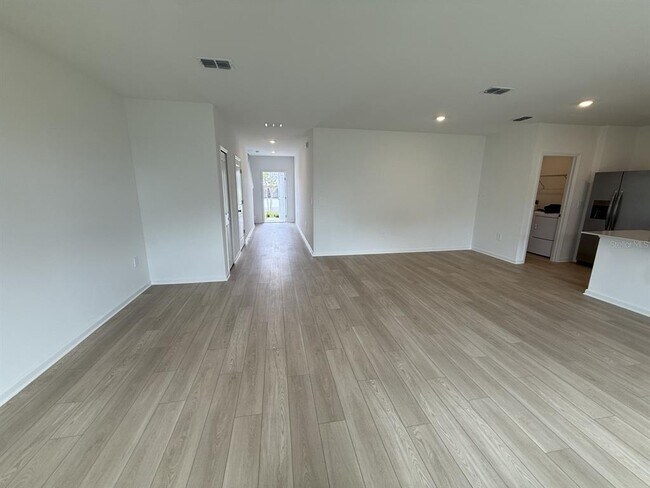 Building Photo - 6212 Botticella Blvd