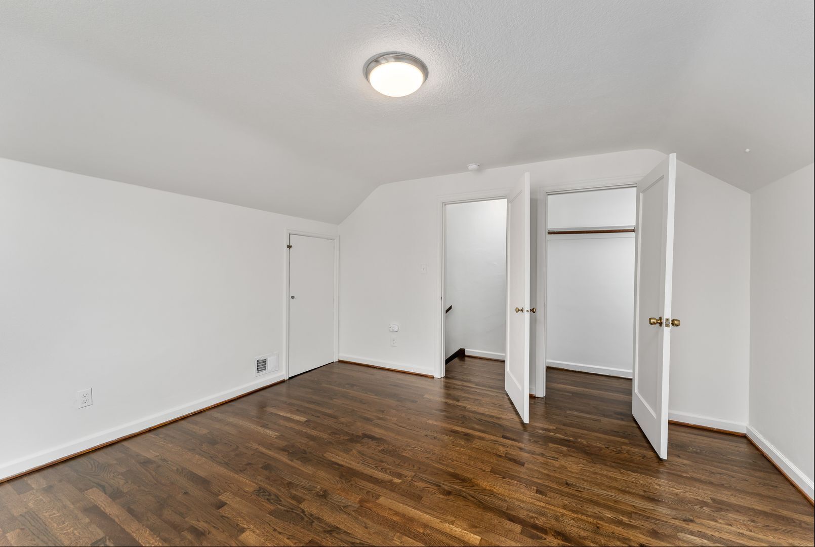 Building Photo - 1439-1439 NE Mason St