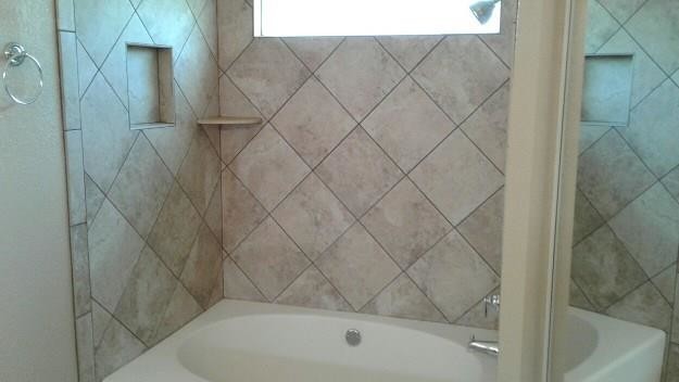 Building Photo - 4748 Bracken Dr