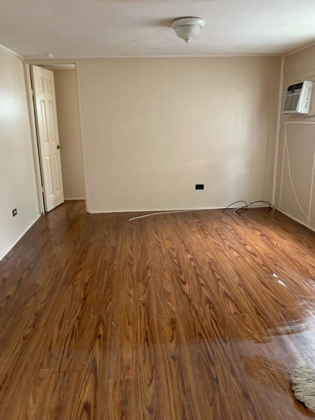 Building Photo - Two Bedroom One Bath Manufactured Home