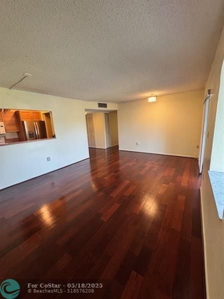 Building Photo - 4990 E Sabal Palm Blvd