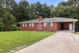 Building Photo - 1319 Legend Rd