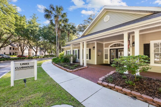 club house - 10000 SW 52nd Ave