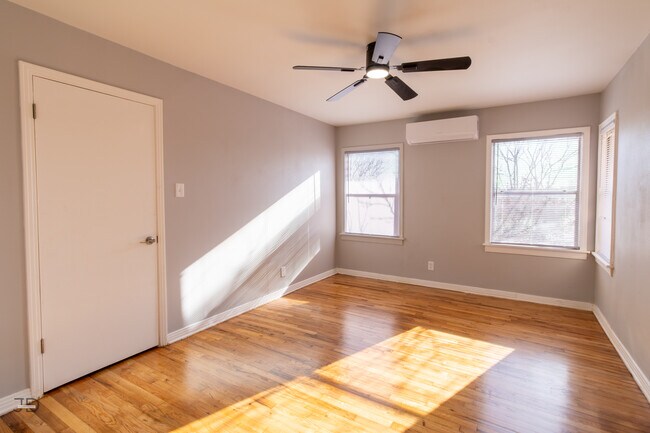 Building Photo - 3206 9th St