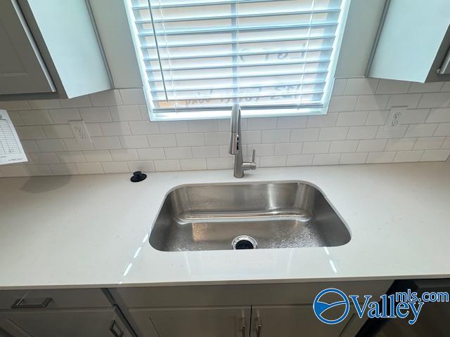 Building Photo - 123 Foster Wy Dr