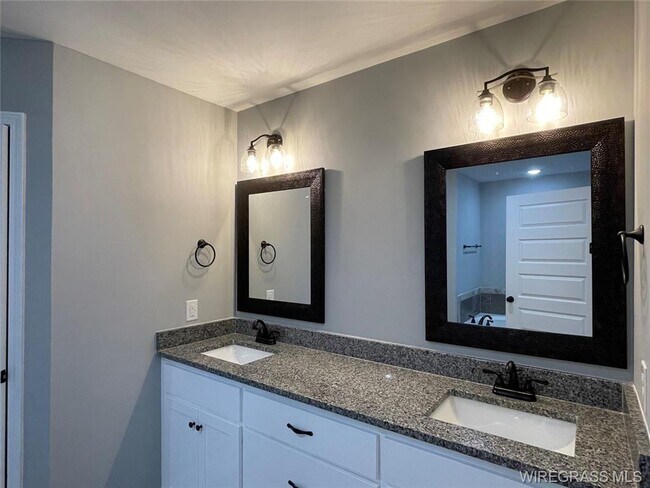 Building Photo - Available January!