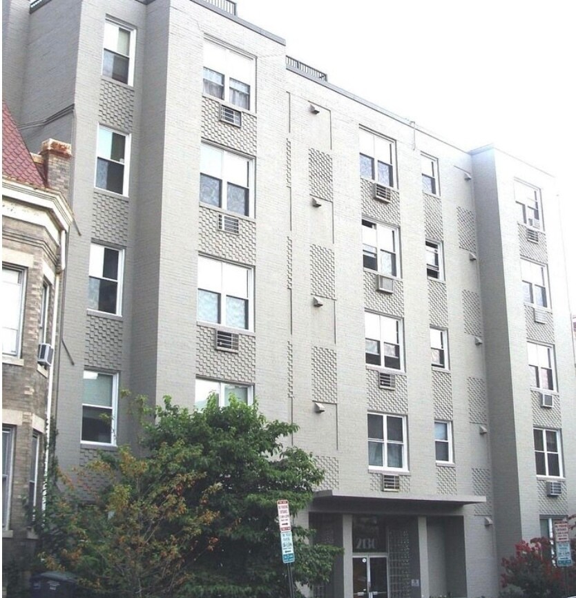Building Photo - 2130 N St NW