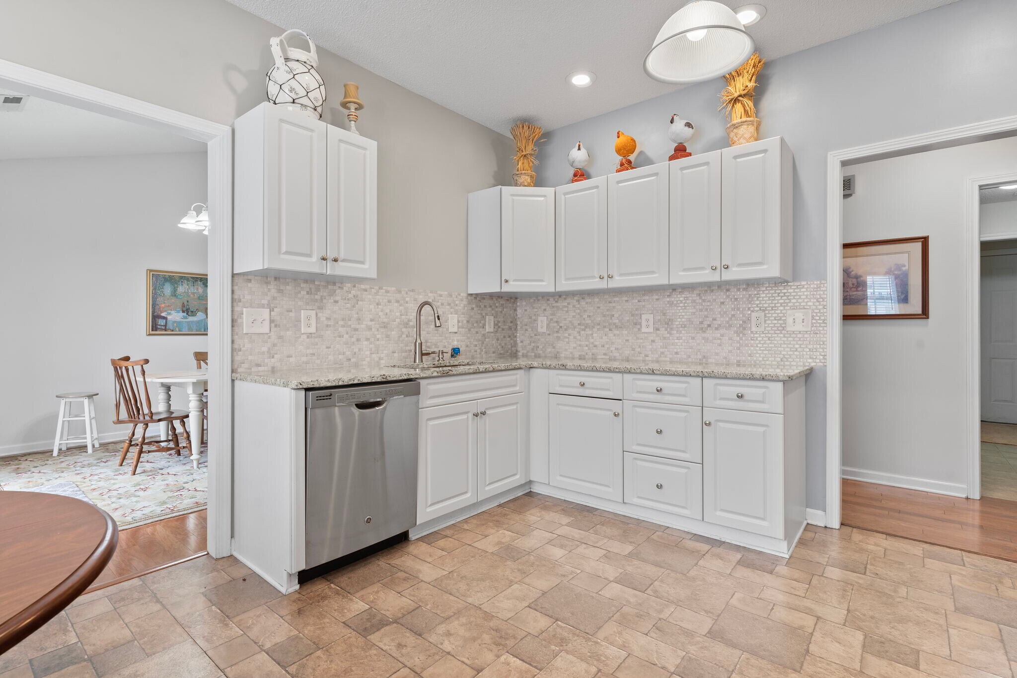 Building Photo - 5077 Capulet Cir