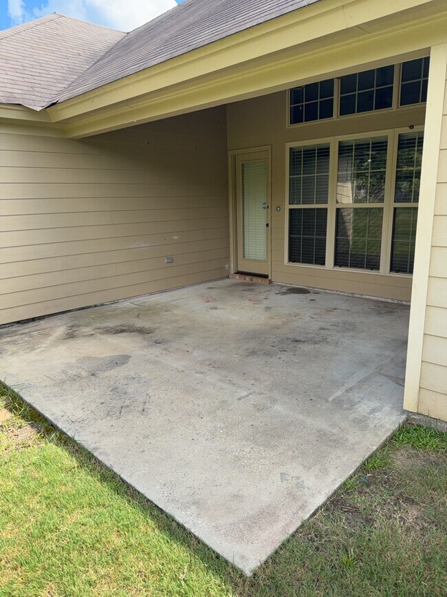 Building Photo - 8836 Andress Ct