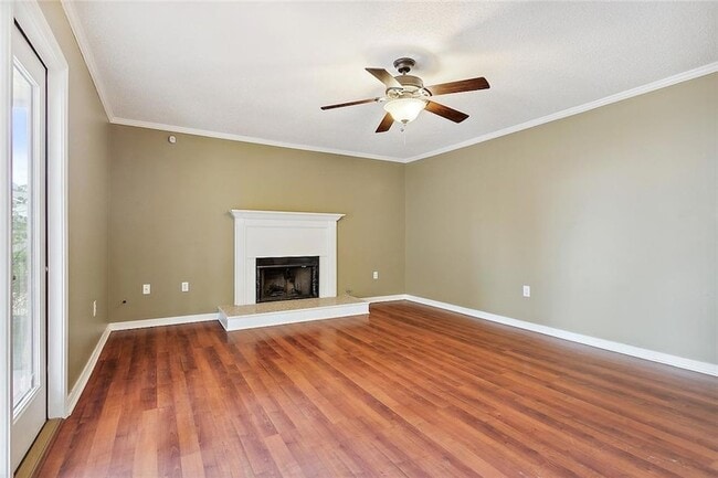 Building Photo - 1017 Palmetto Ct