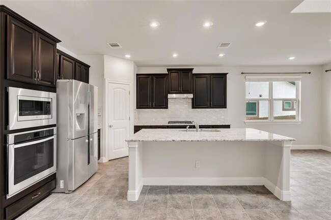 Building Photo - 5300 Cipriano Dr