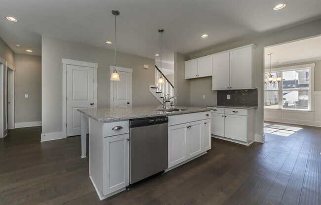 Building Photo - 4006 Glendianne Wy